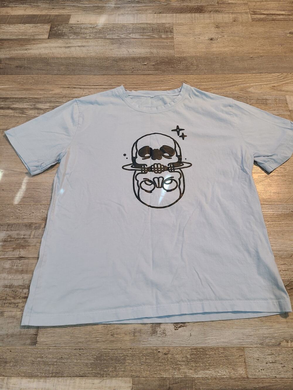 Unknown brand large unisex men's tee